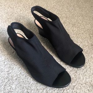 Black peep toe wedge sandals